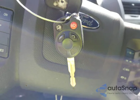 2010 Ford Escape Xlt from USA, damaged, VIN 1FMCU9D70AKA43963